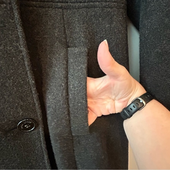 Donnybrook 100% Wool Grey Long Overcoat Double Breasted Sz 16 Pockets Classic - Picture 2 of 6